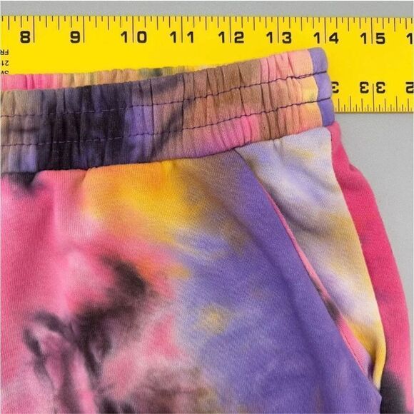 All In Favor Women Tie Dye Bike
Shorts Size Small New - Picture 6 of 7